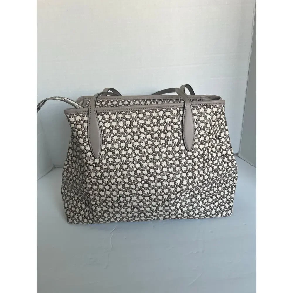 Kate Spade New York Large‎ Spade Link Cream Beige Tote Hand and Shoulder Bag